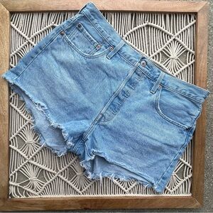 Levi’s Jean Shorts Size 32